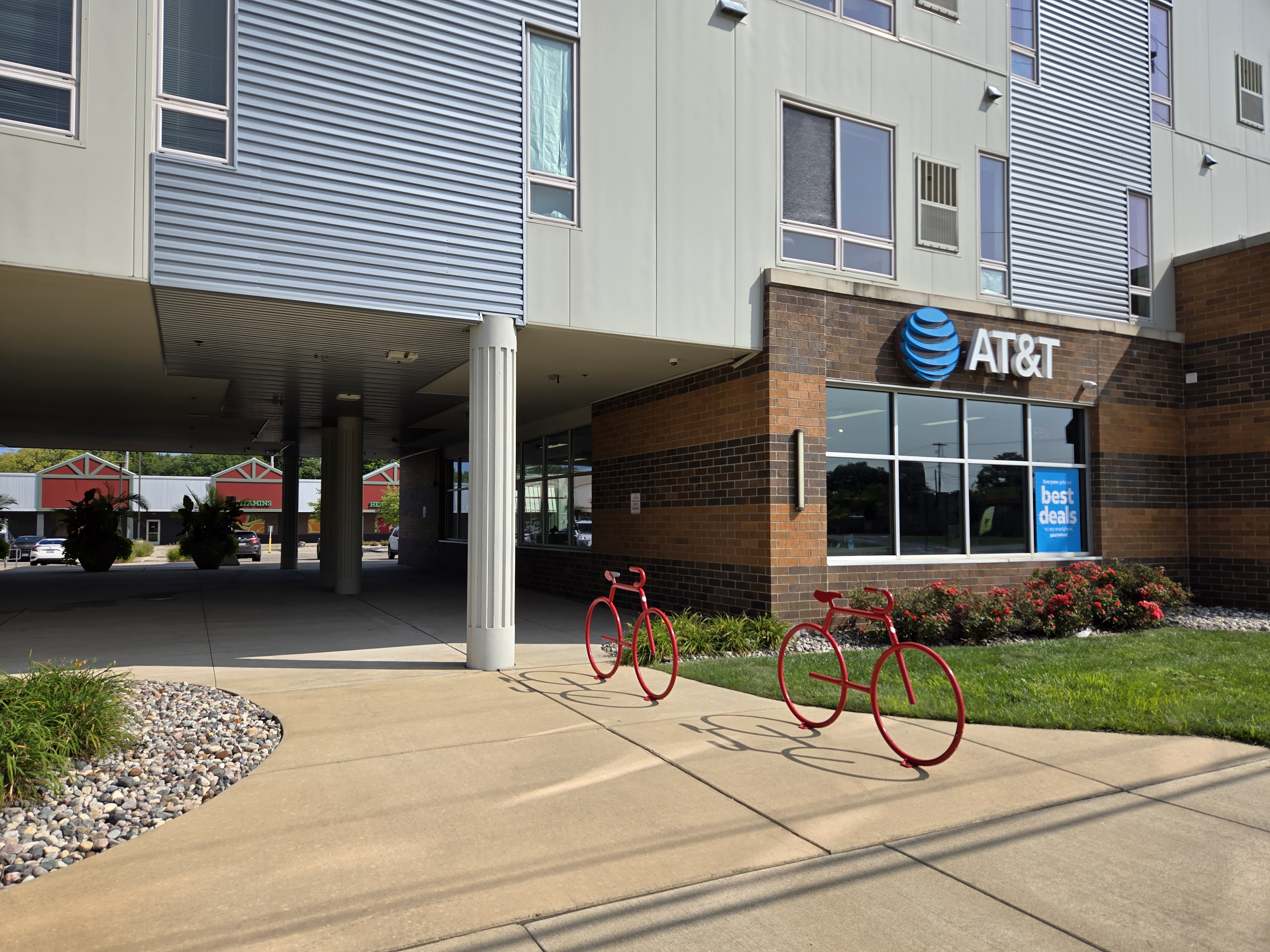 1000 Trowbridge Rd, East Lansing, Michigan 48823, 0 , 0 ,0,Retail,For Lease,1000 Trowbridge Rd,0,1142