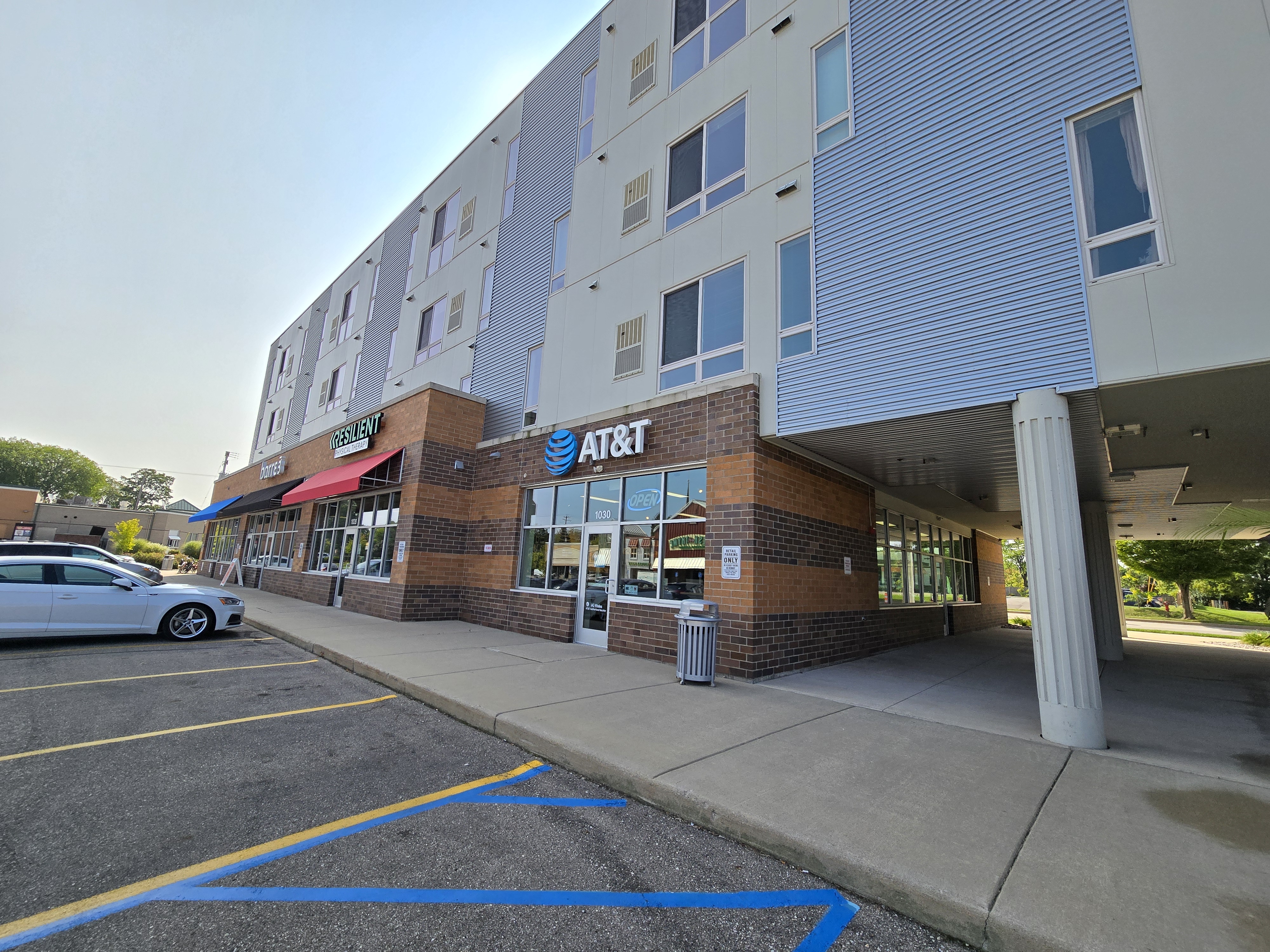 1000 Trowbridge Rd, East Lansing, Michigan 48823, 0 , 0 ,0,Retail,For Lease,1000 Trowbridge Rd,0,1142