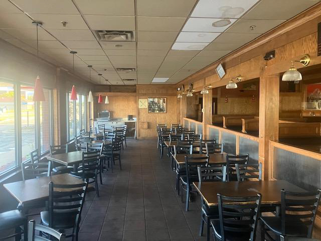 2775 Tittabawassee Rd, Saginaw, Michigan 48604, ,Restaurant,Available,2775 Tittabawassee Rd,1170