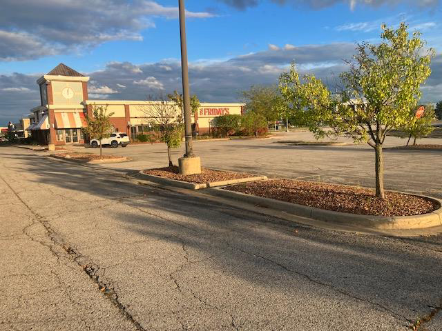 2775 Tittabawassee Rd, Saginaw, Michigan 48604, ,Restaurant,Available,2775 Tittabawassee Rd,1170